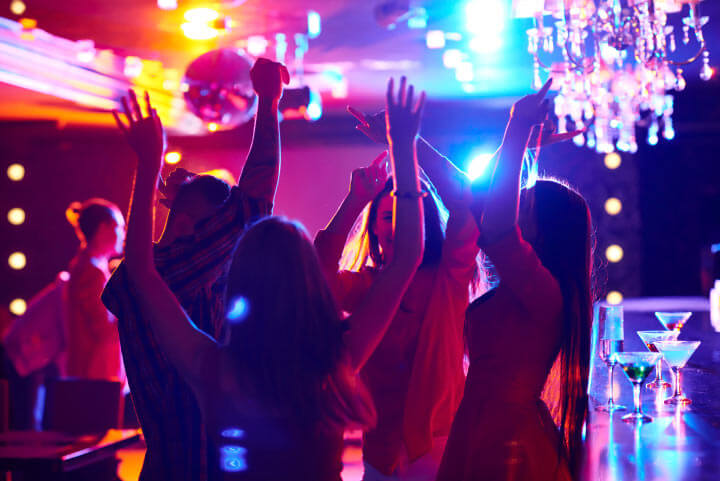 clubbing laganas nightlife zante zakynthos
